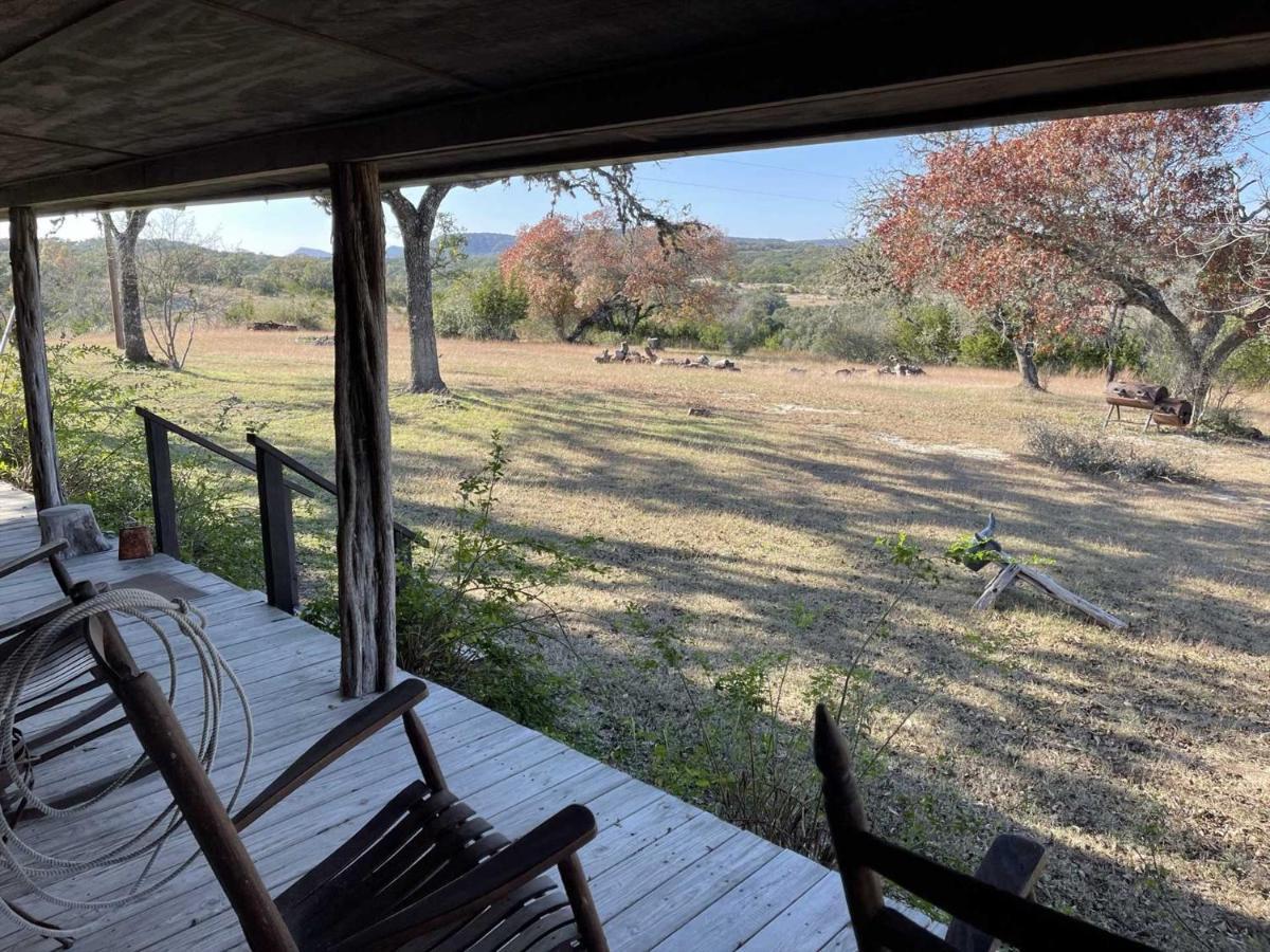 West 1077 Guest Ranch - Retreat Tarpley Exterior foto